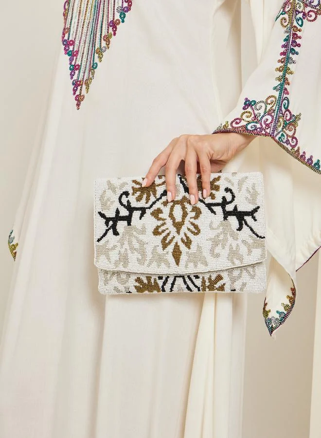 ستايلي حقيبة كلاتش بالخرز